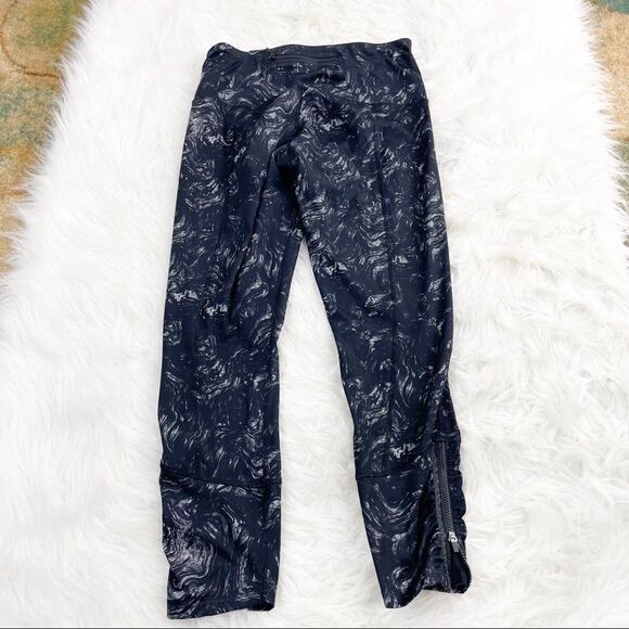Lululemon Runday Full-On Luxtreme Arsenal Crop Leggings - Picture 9 of 11
